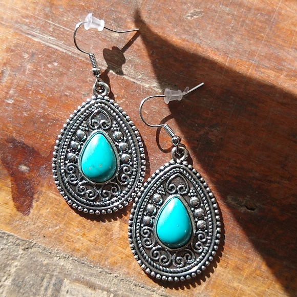 Teal Stone in Silver Teardrop earrings - Picture 2 of 3